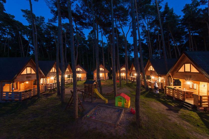 Sosnowa Mila - Domy I Apartamenty Pobierowo Exterior photo