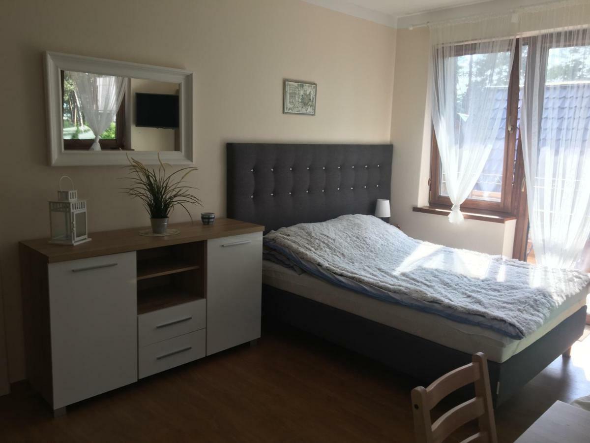Sosnowa Mila - Domy I Apartamenty Pobierowo Exterior photo